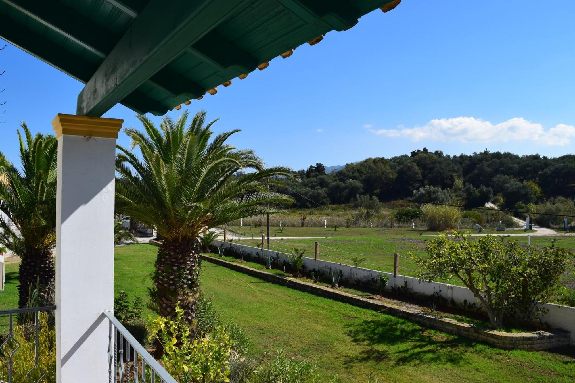 S&C Kosmos Beach Resort Roda  Exterior photo