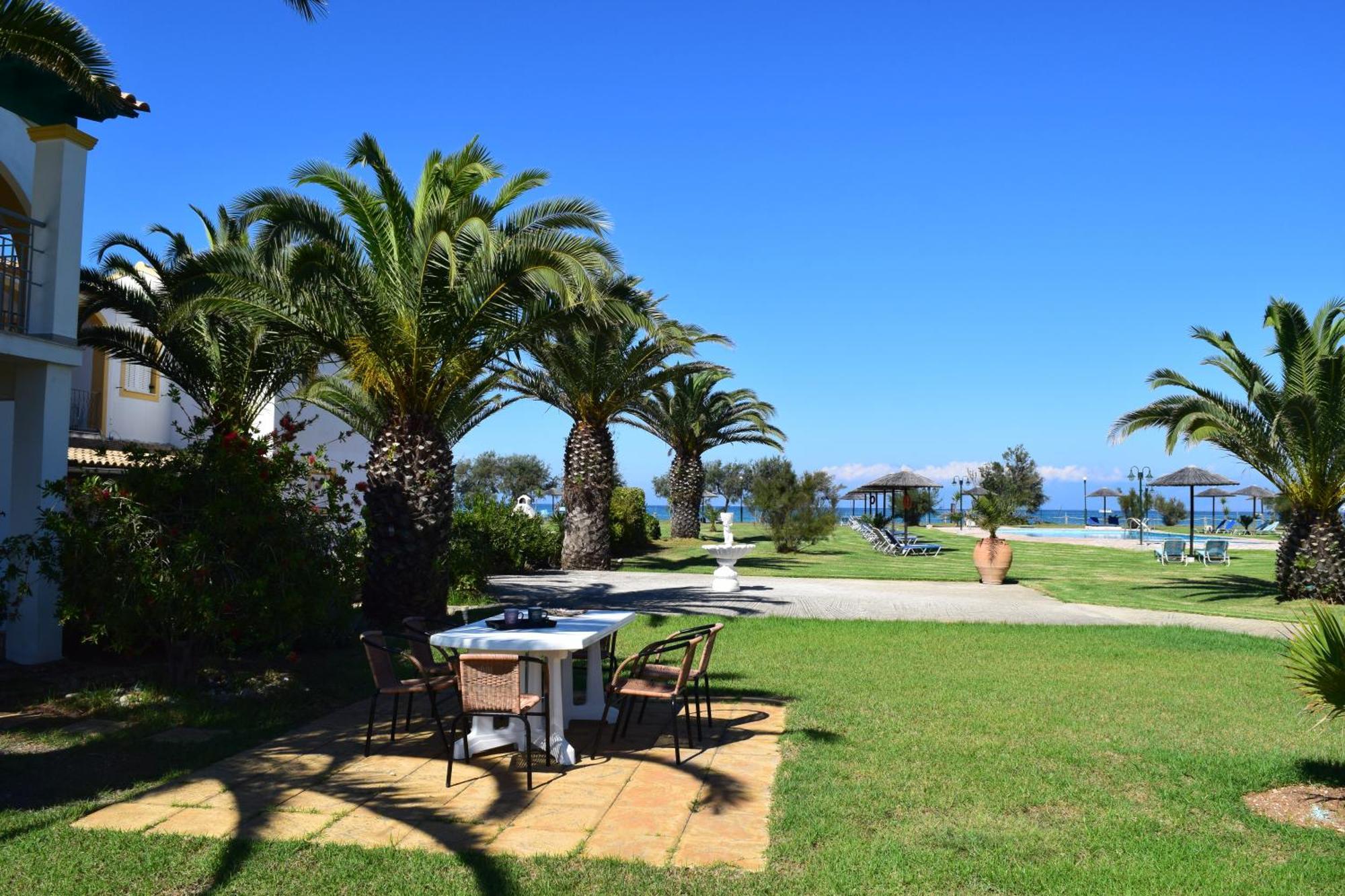 S&C Kosmos Beach Resort Roda  Exterior photo