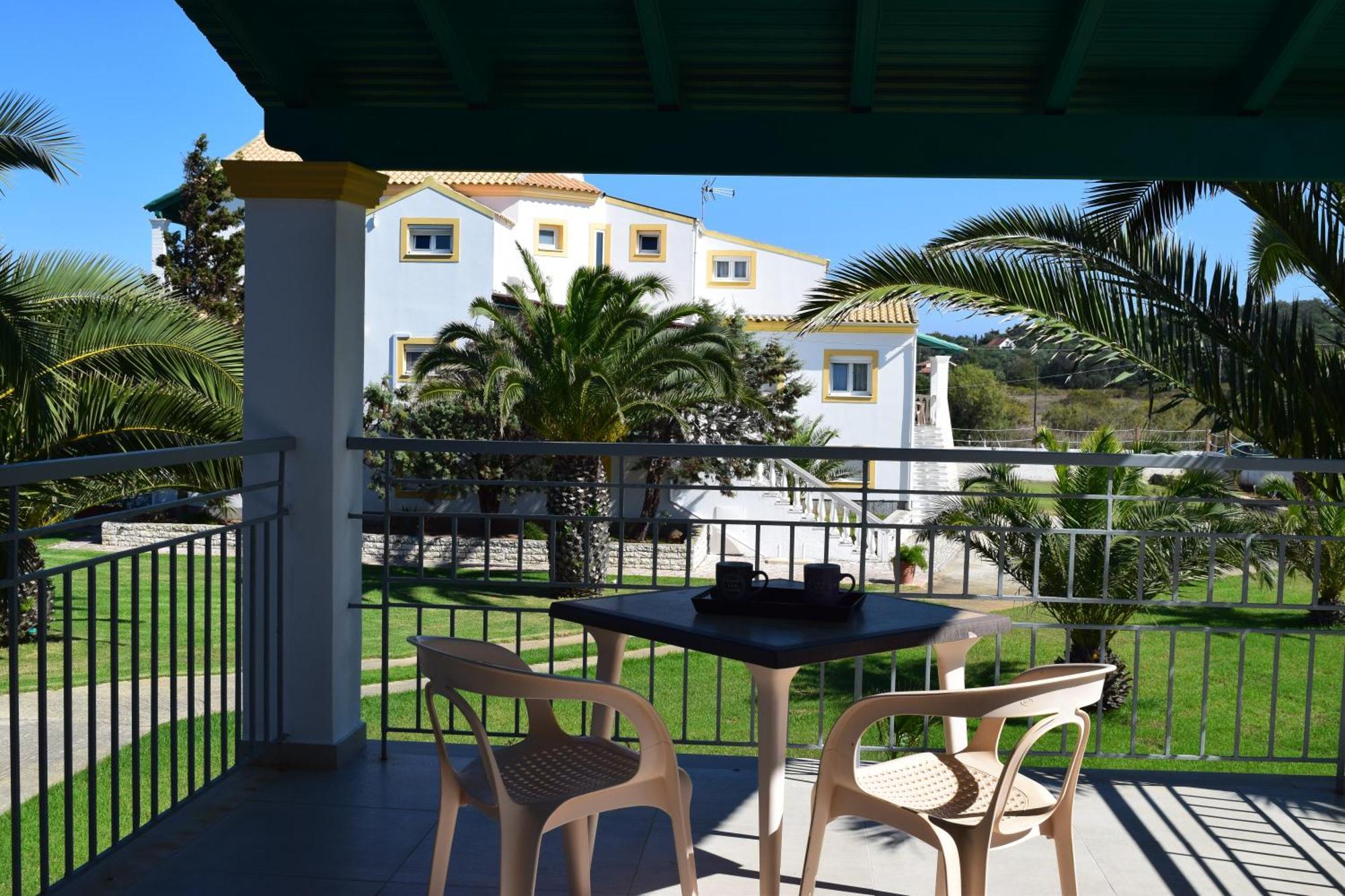 S&C Kosmos Beach Resort Roda  Exterior photo